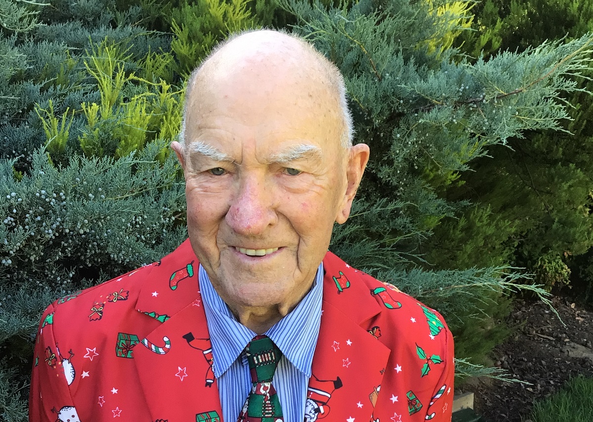 Lobethal Pays Tribute to Local Icon Des 5MU